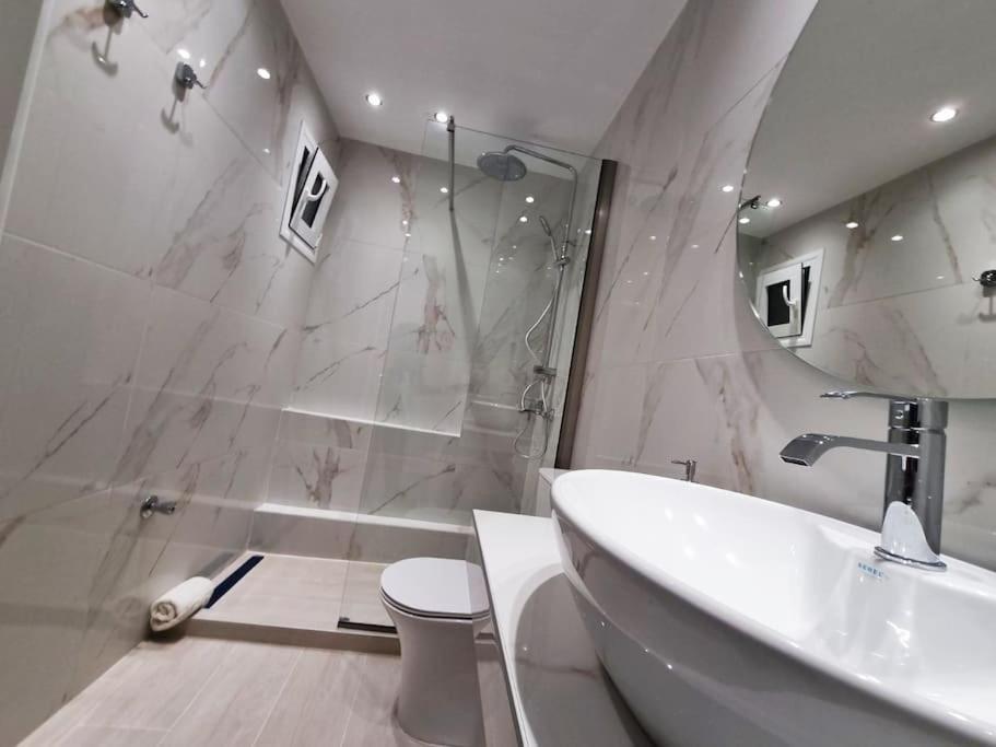 Our Home-Fully Renovated Apartments And Studios By The Sea Нікіті Екстер'єр фото