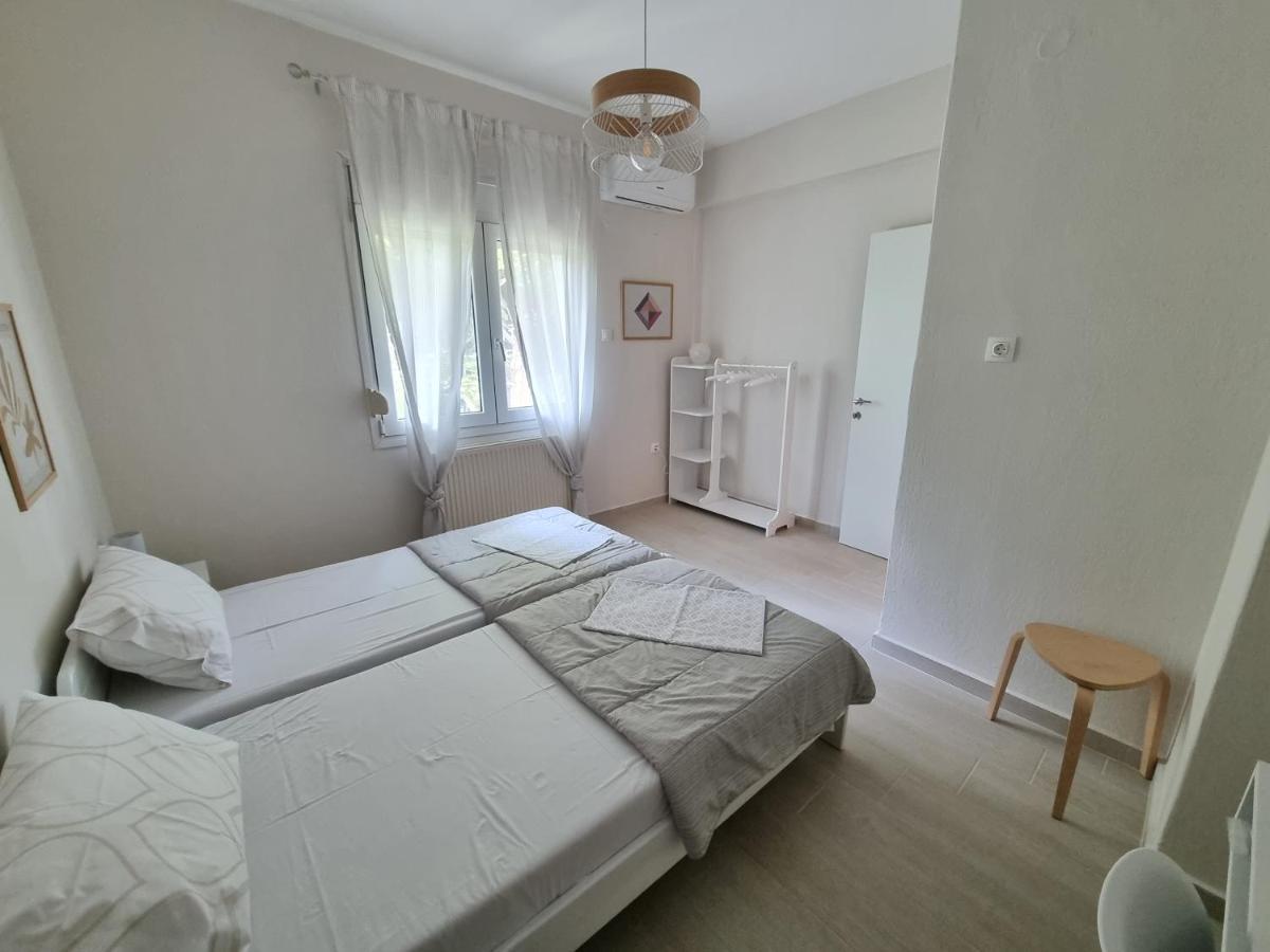 Our Home-Fully Renovated Apartments And Studios By The Sea Нікіті Екстер'єр фото
