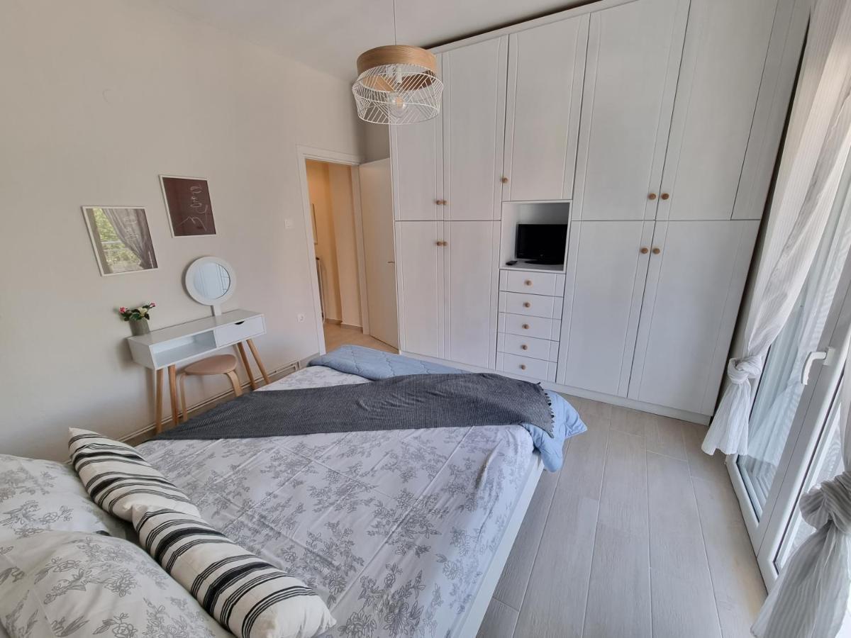 Our Home-Fully Renovated Apartments And Studios By The Sea Нікіті Екстер'єр фото