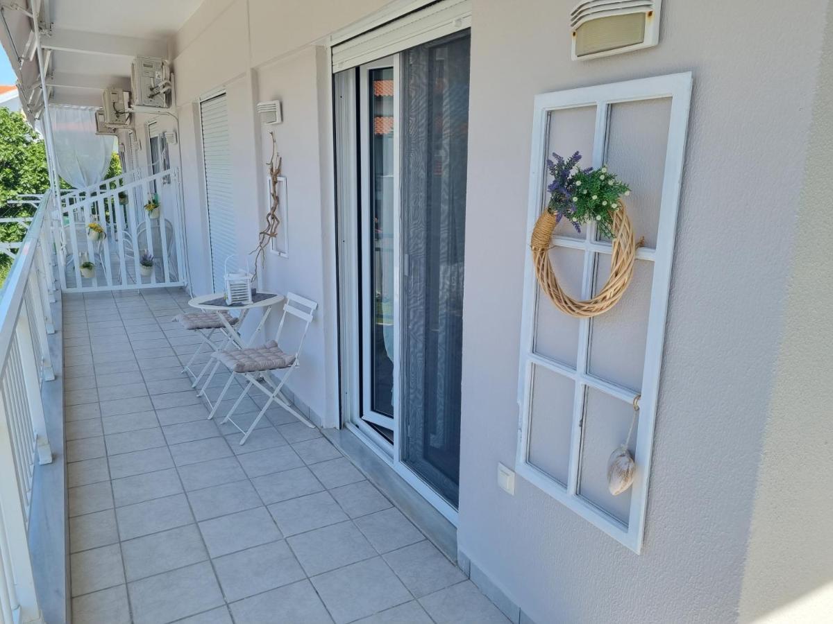 Our Home-Fully Renovated Apartments And Studios By The Sea Нікіті Екстер'єр фото