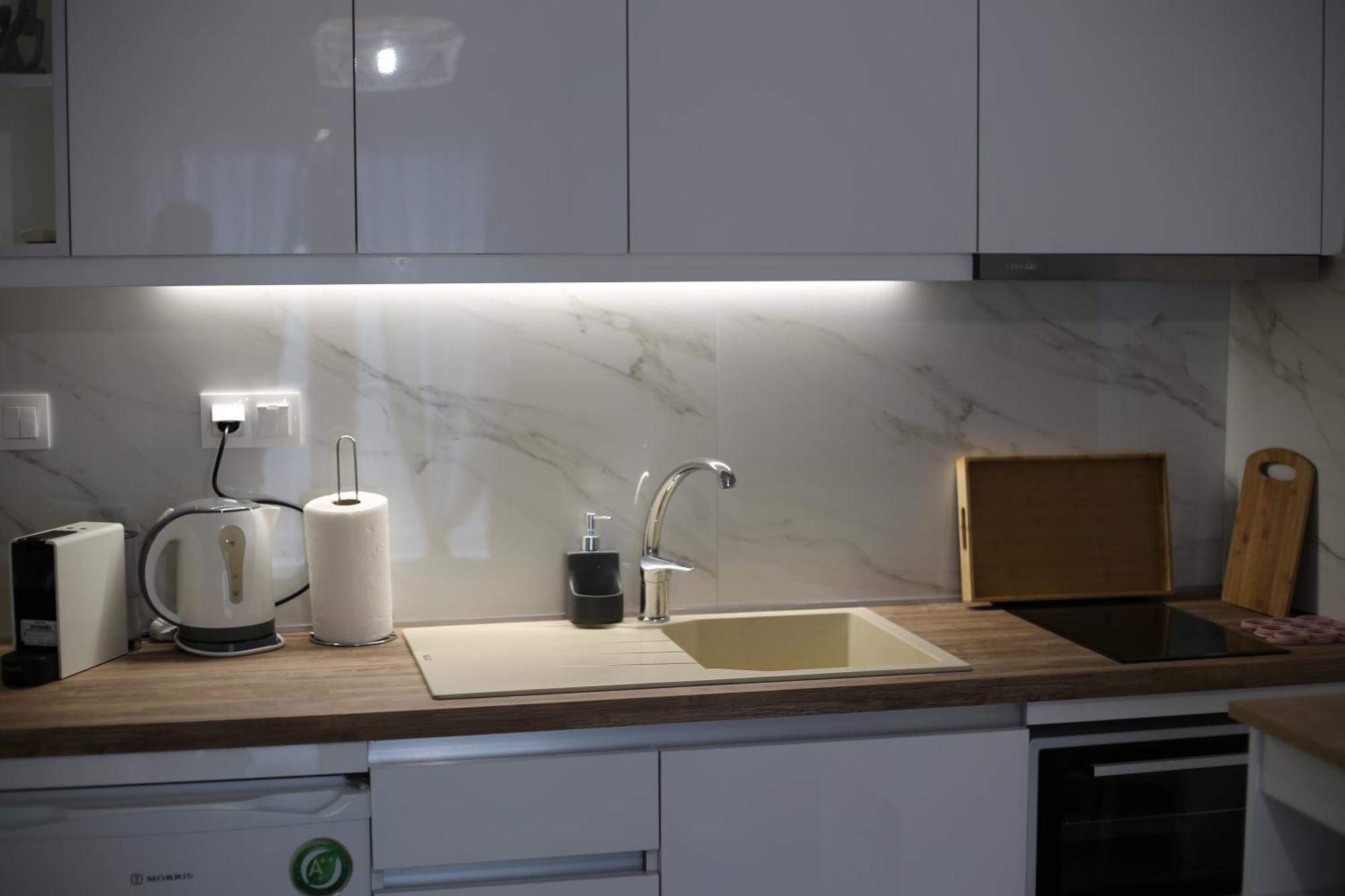 Our Home-Fully Renovated Apartments And Studios By The Sea Нікіті Екстер'єр фото