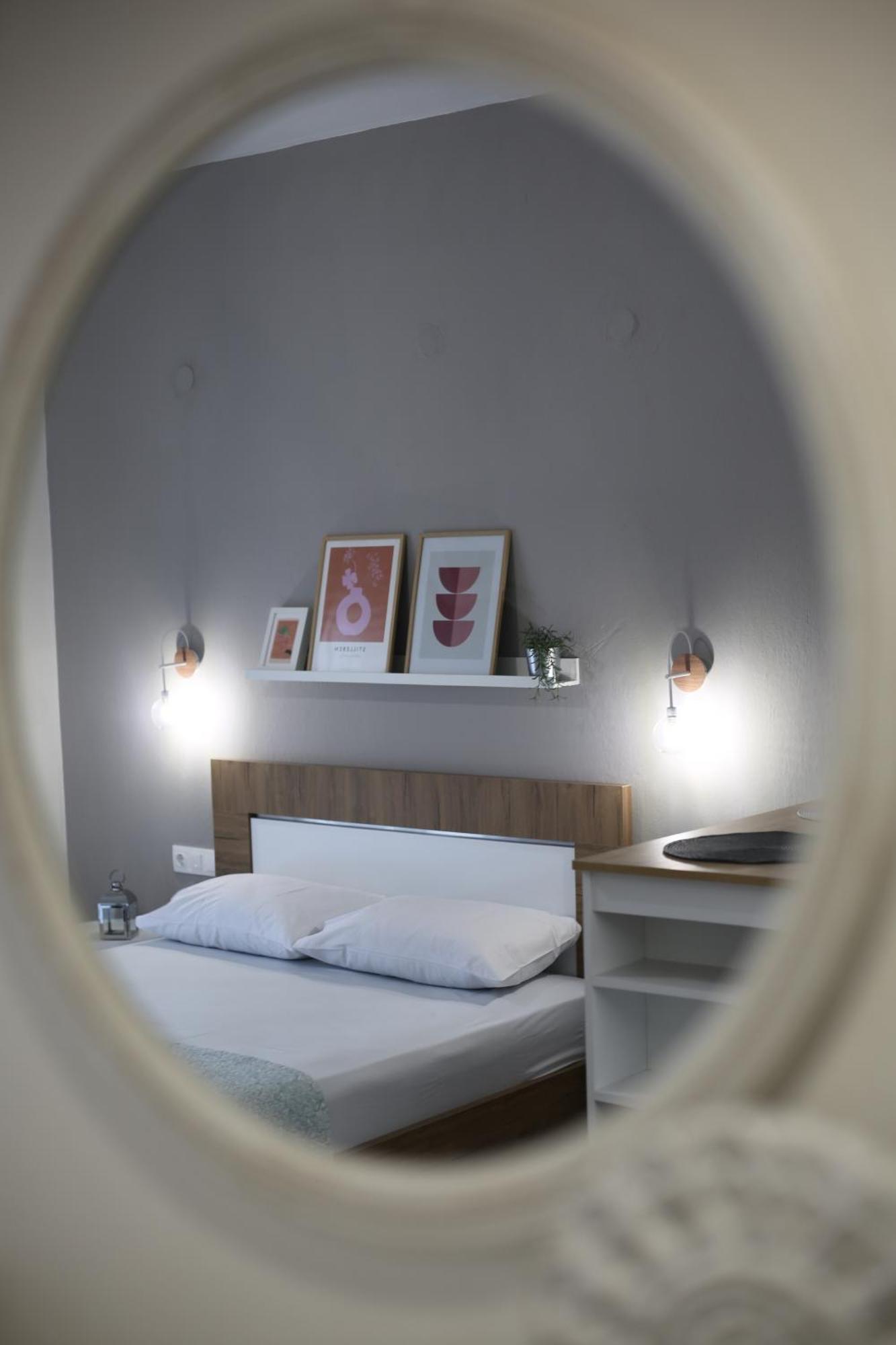 Our Home-Fully Renovated Apartments And Studios By The Sea Нікіті Екстер'єр фото