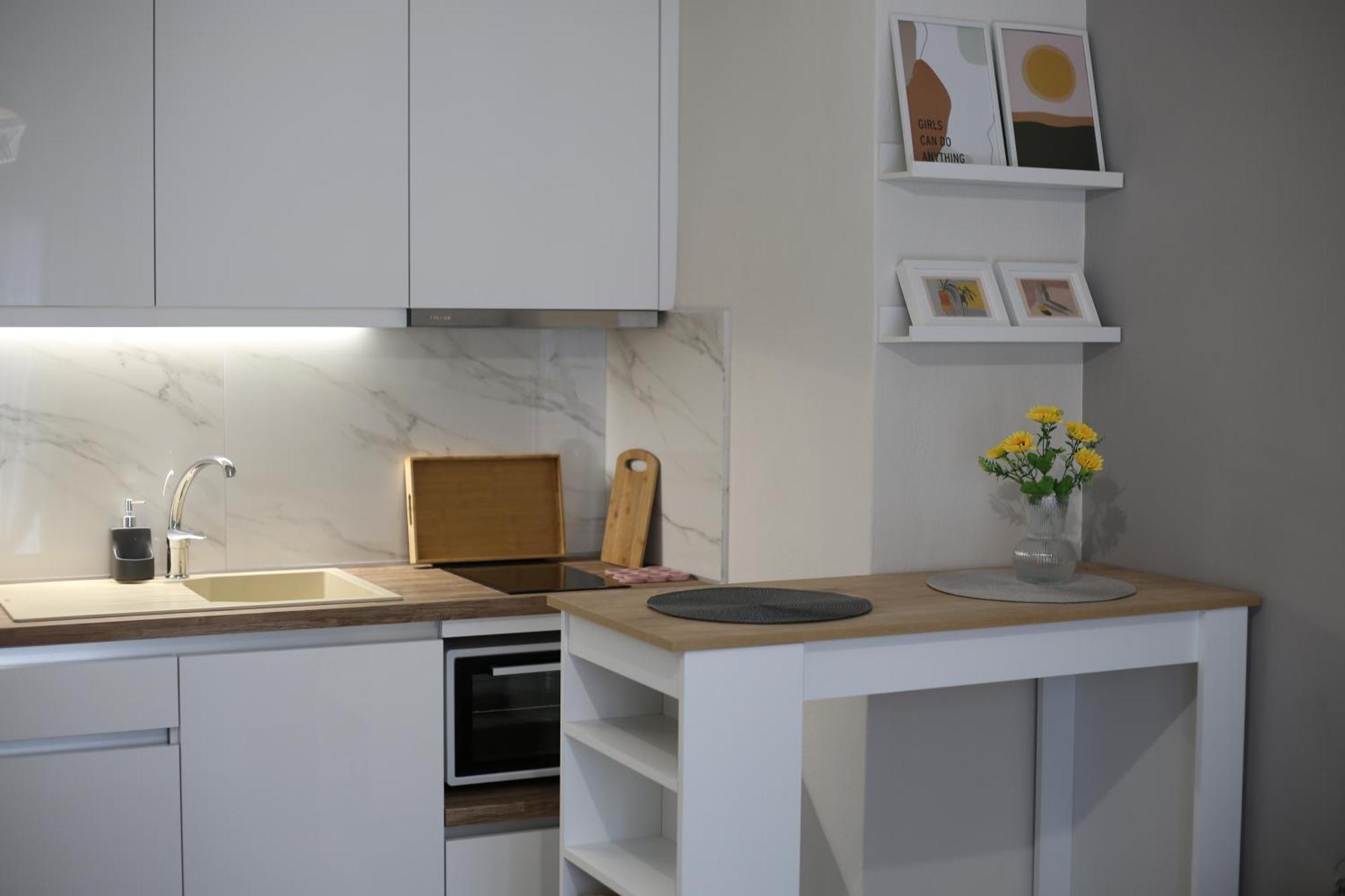 Our Home-Fully Renovated Apartments And Studios By The Sea Нікіті Екстер'єр фото